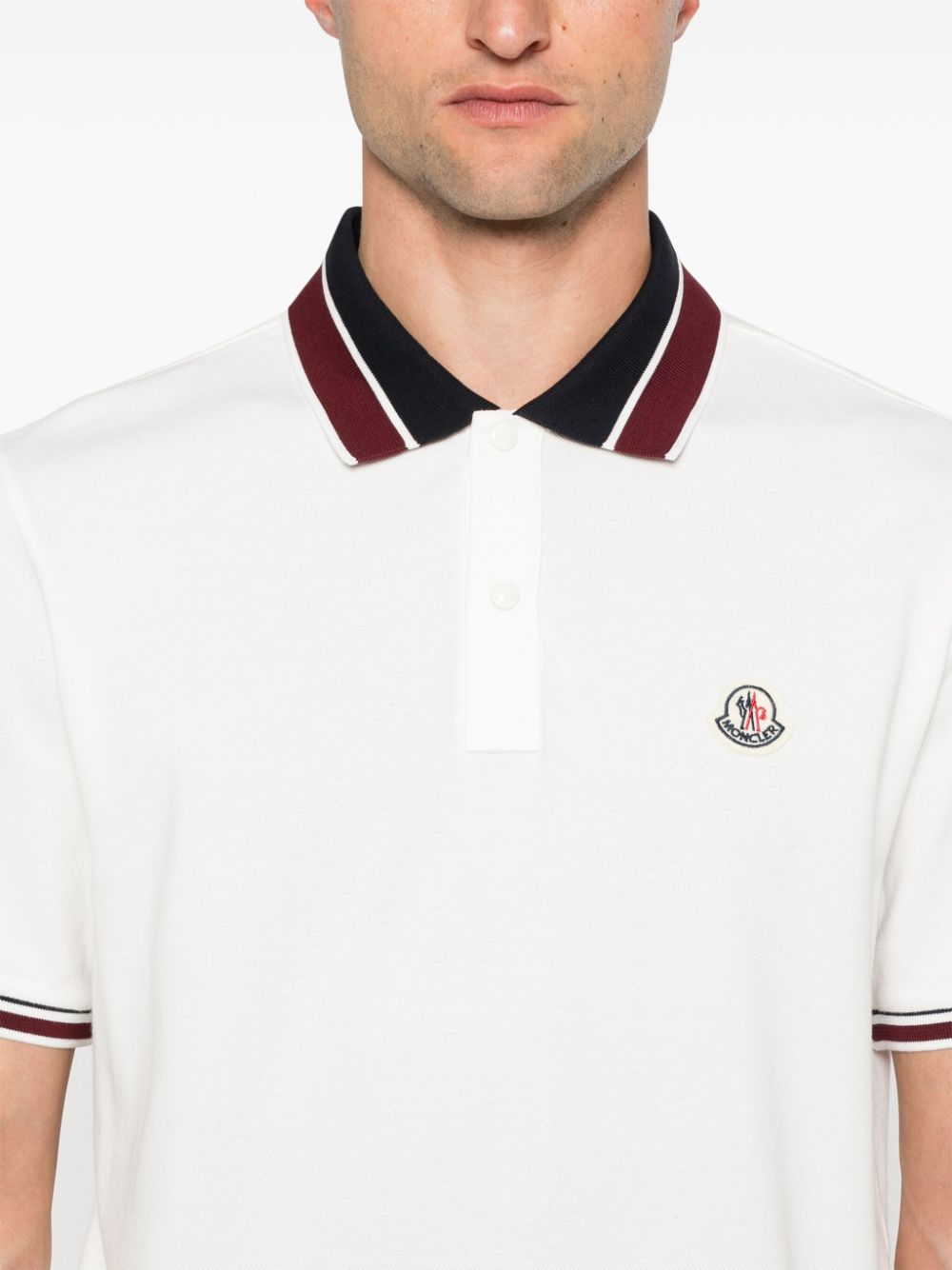 polo avec patch logo
