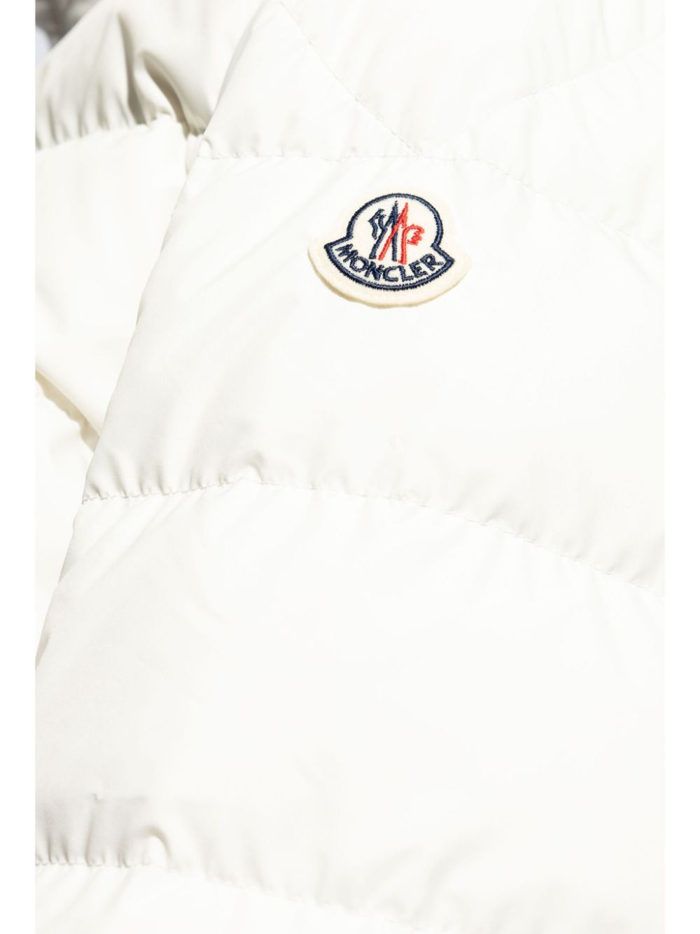 veste matelassée avec patch logo