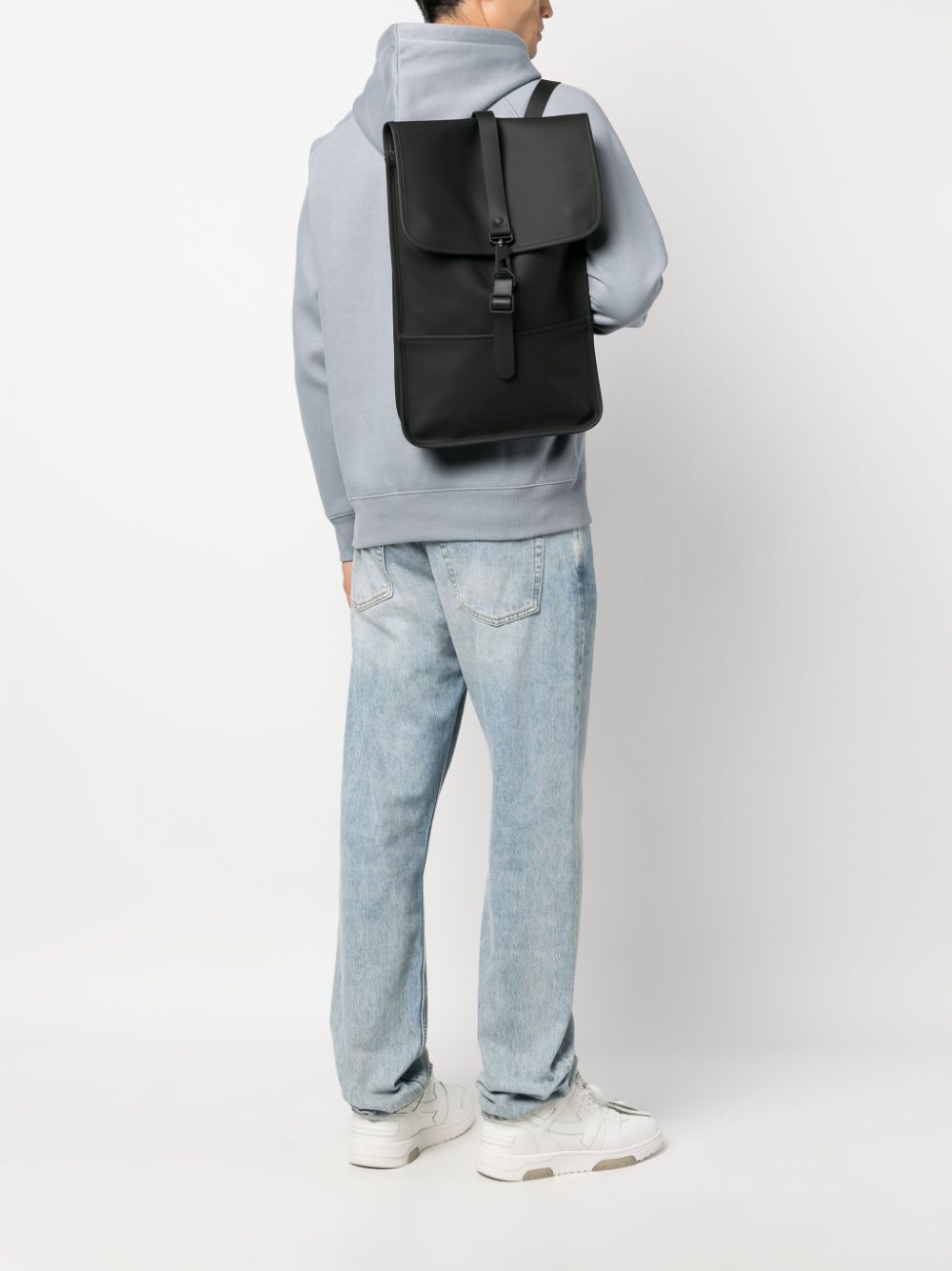 waterproof carabiner-fastening backpack