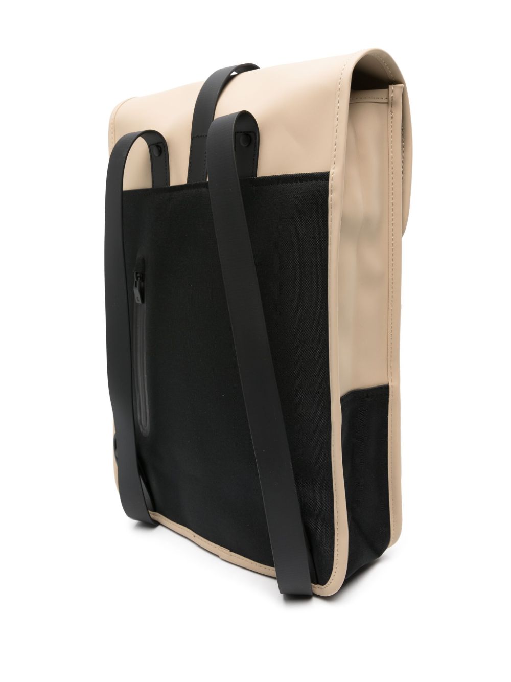 carabiner-fastening waterproof backpack