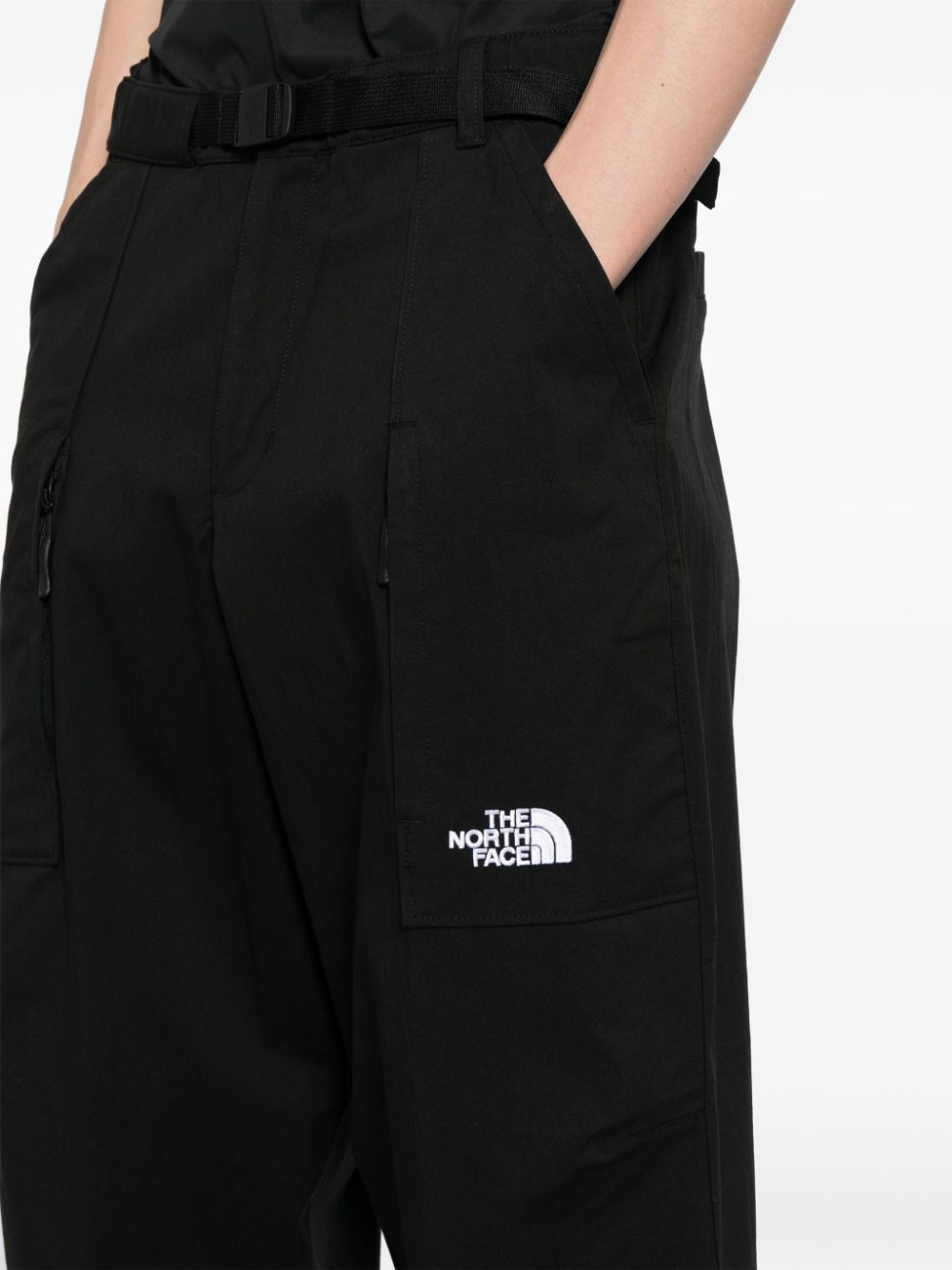 pantalon avec logo brodé