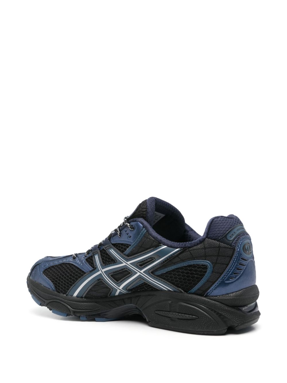 Baskets Gel Nimbus 10.1