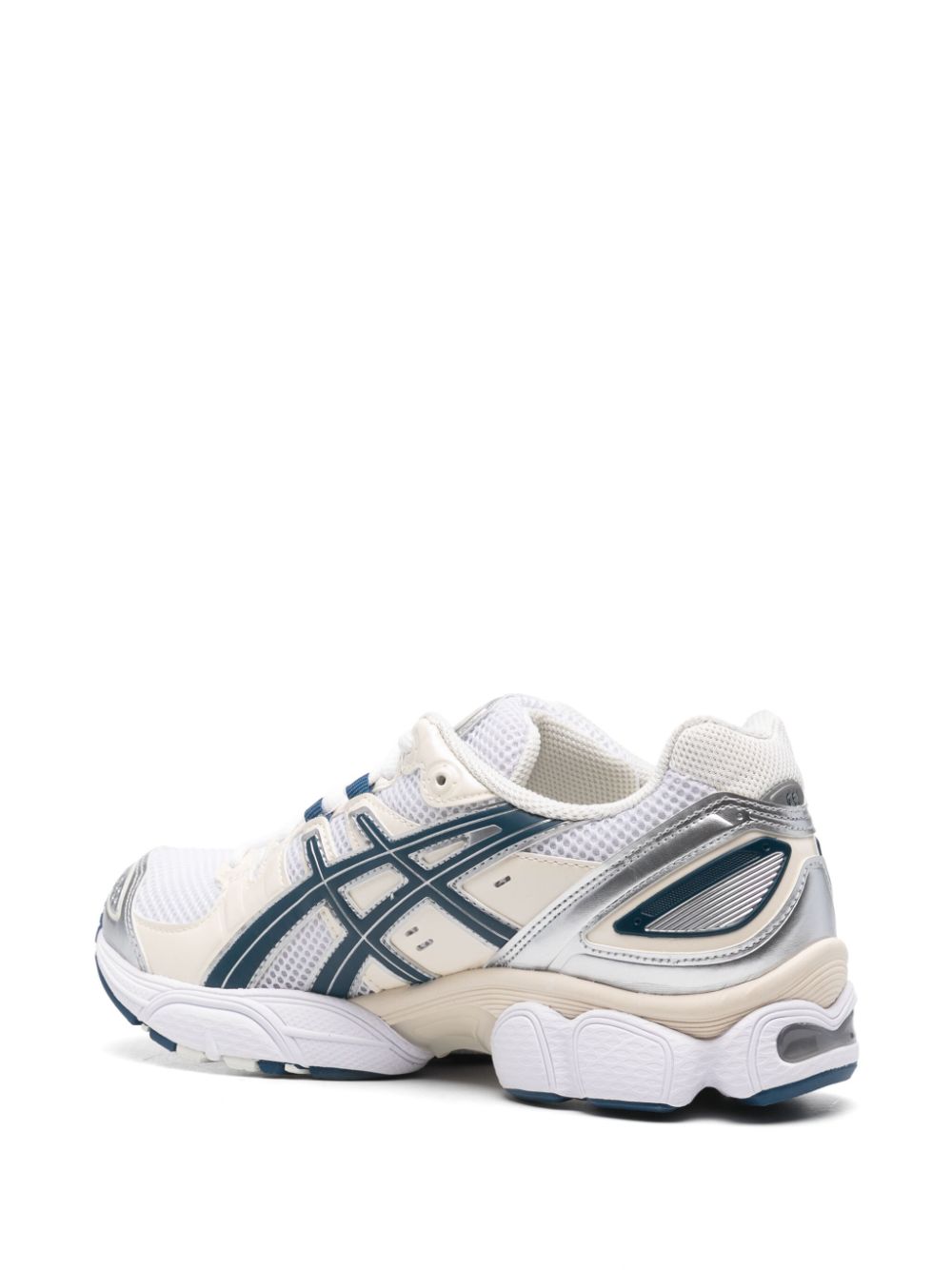 Baskets Gel Nimbus 9
