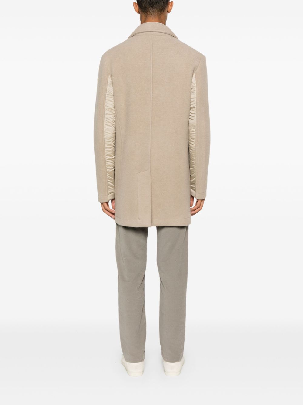 manteau avec logo caoutchouté