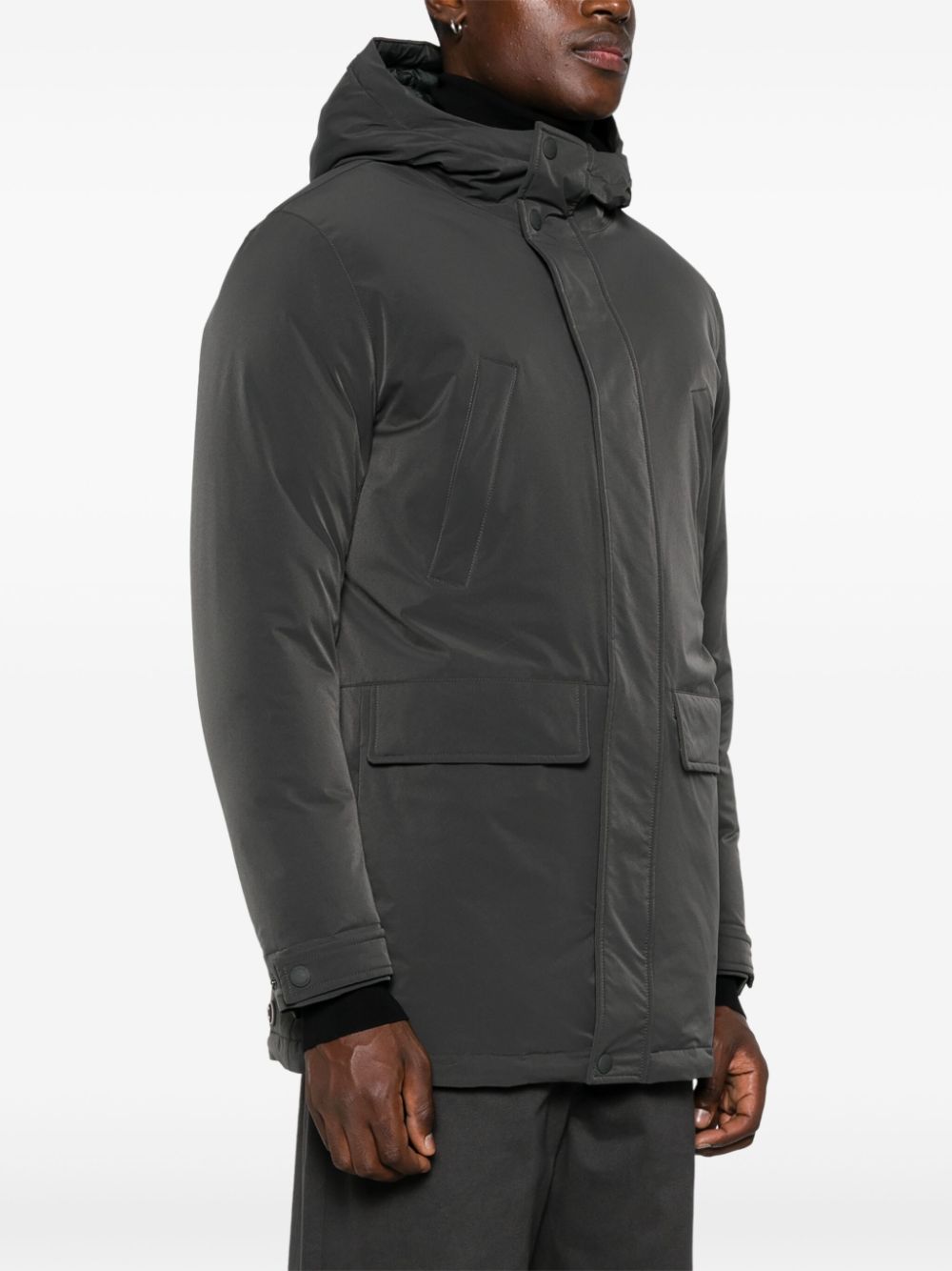 manteau avec logo en relief