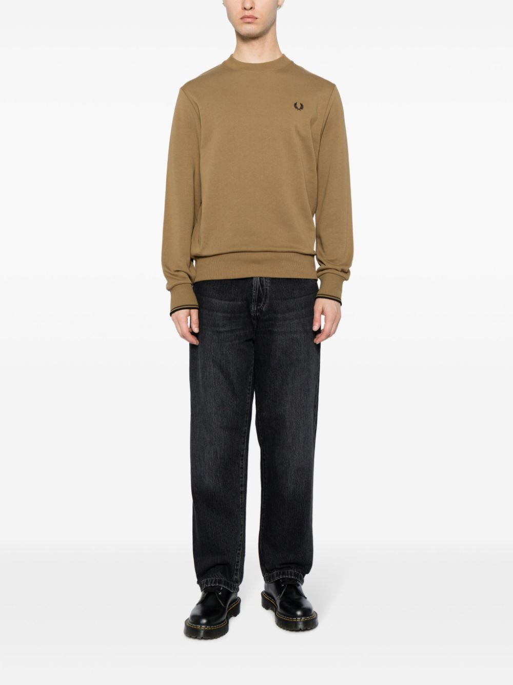 logo-embroidered knitted jumper