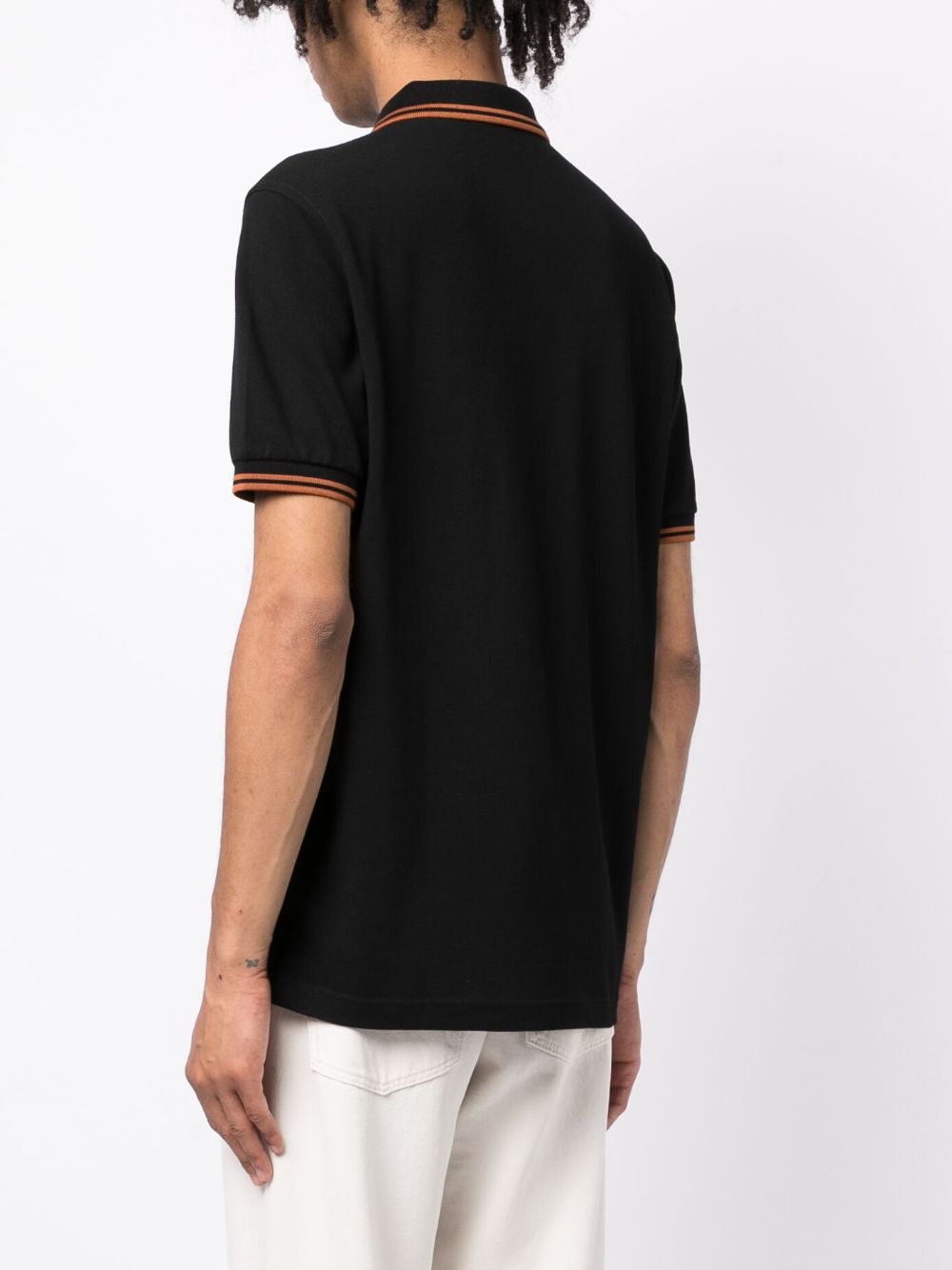 polo avec logo brodé
