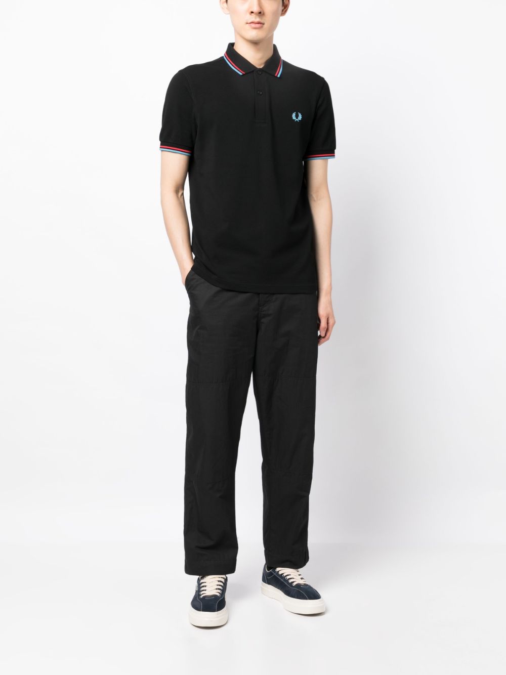 polo avec logo brodé