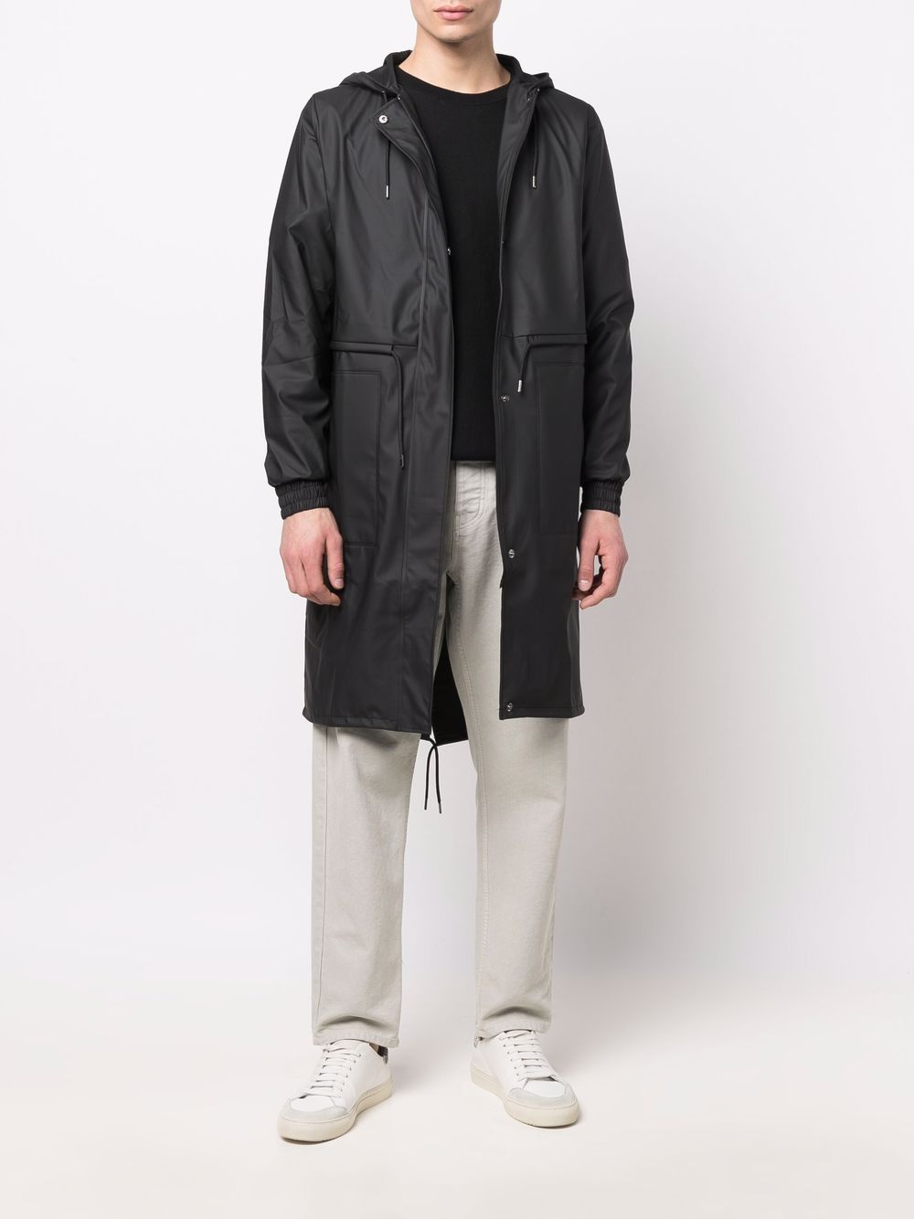 imperméable à capuche avec cordon de serrage