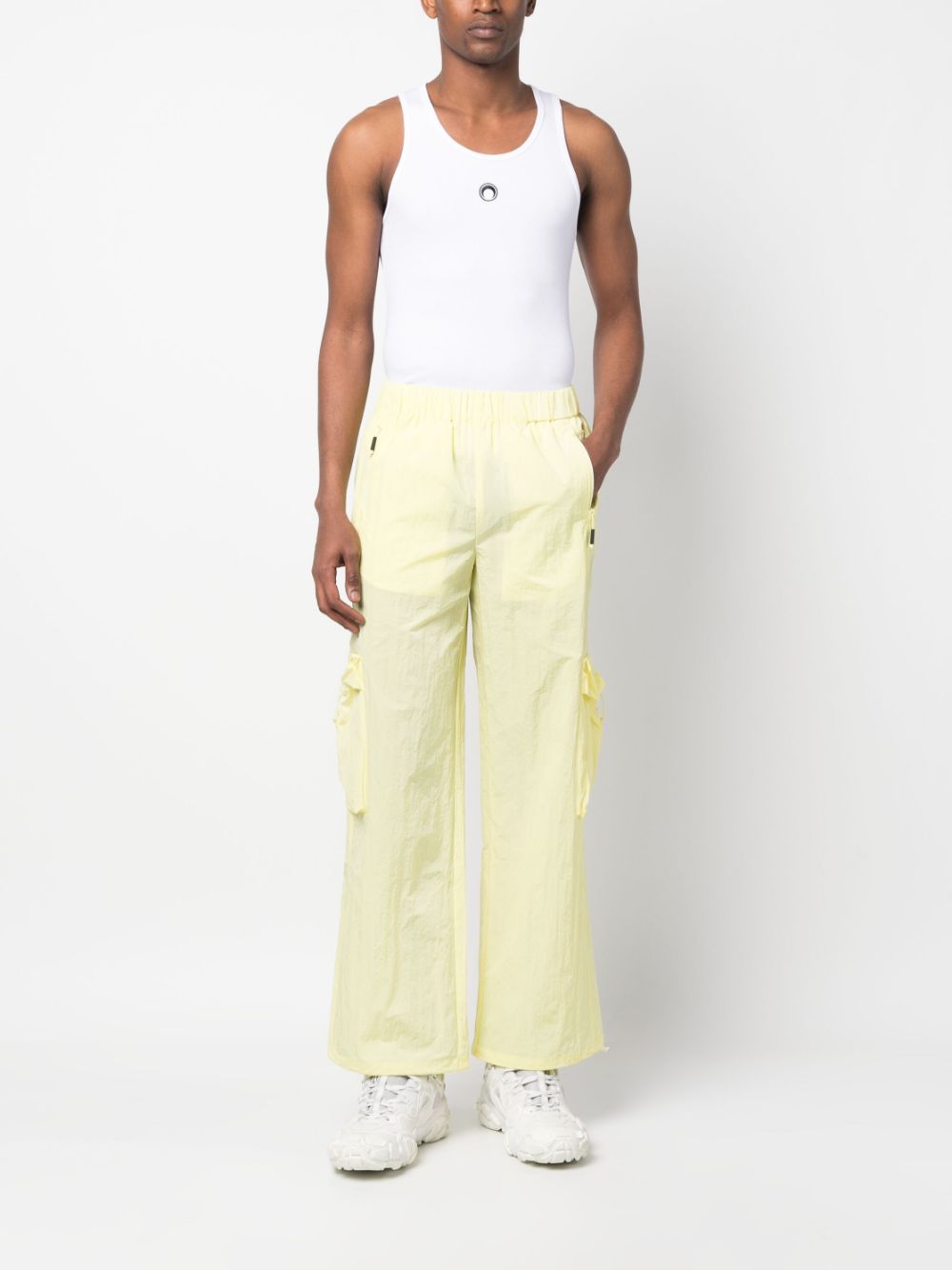 straight-leg cargo trousers