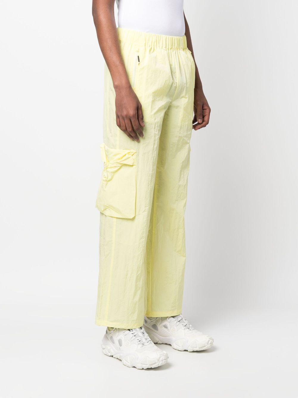 straight-leg cargo trousers