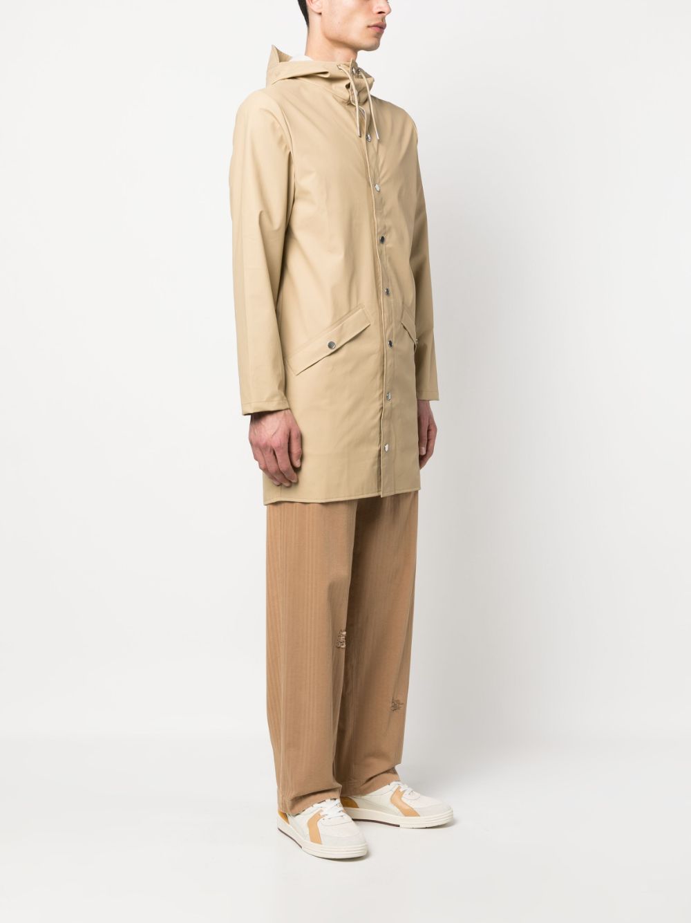 imperméable à capuche et manches longues
