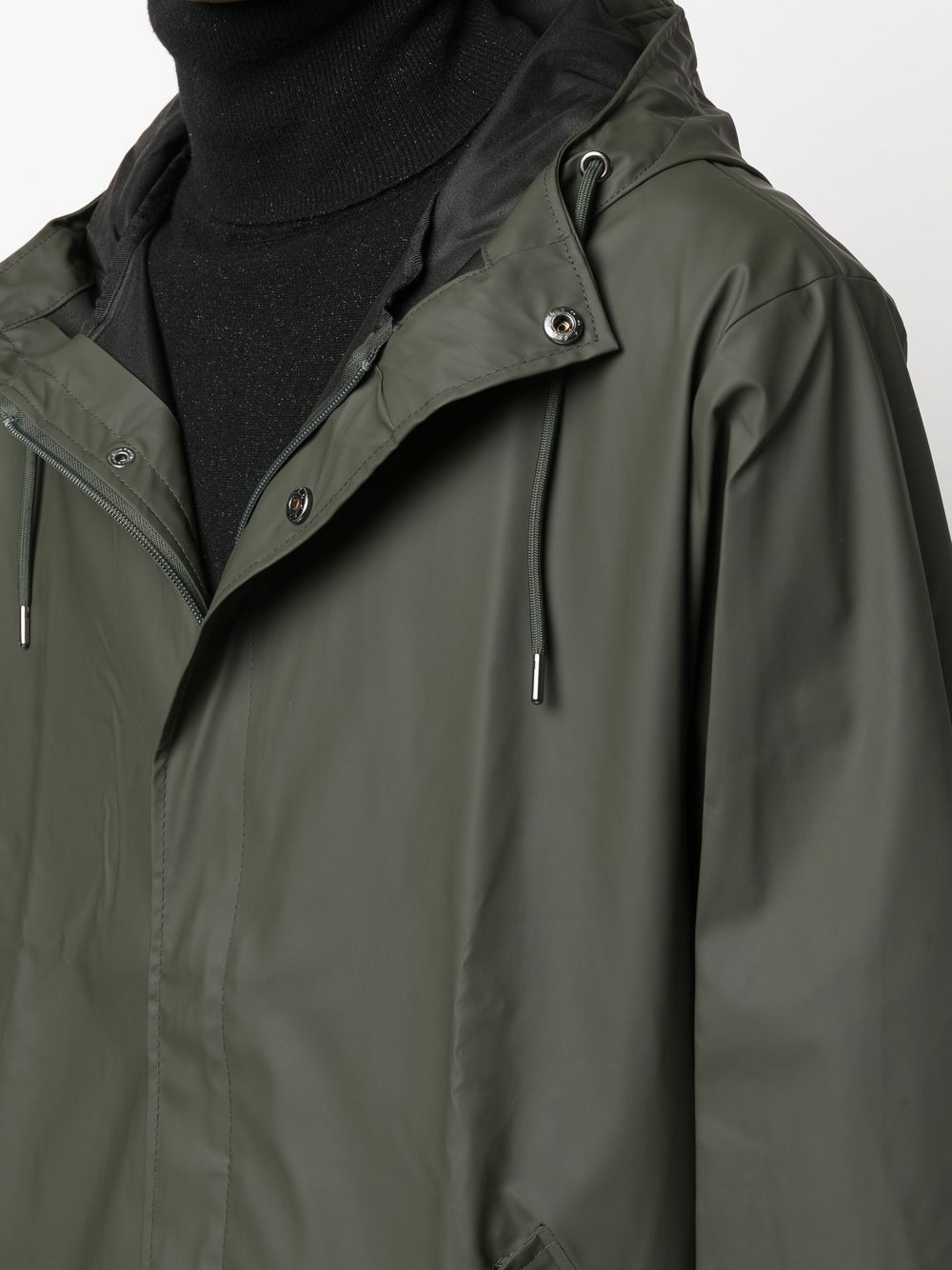 imperméable à capuche avec cordon de serrage