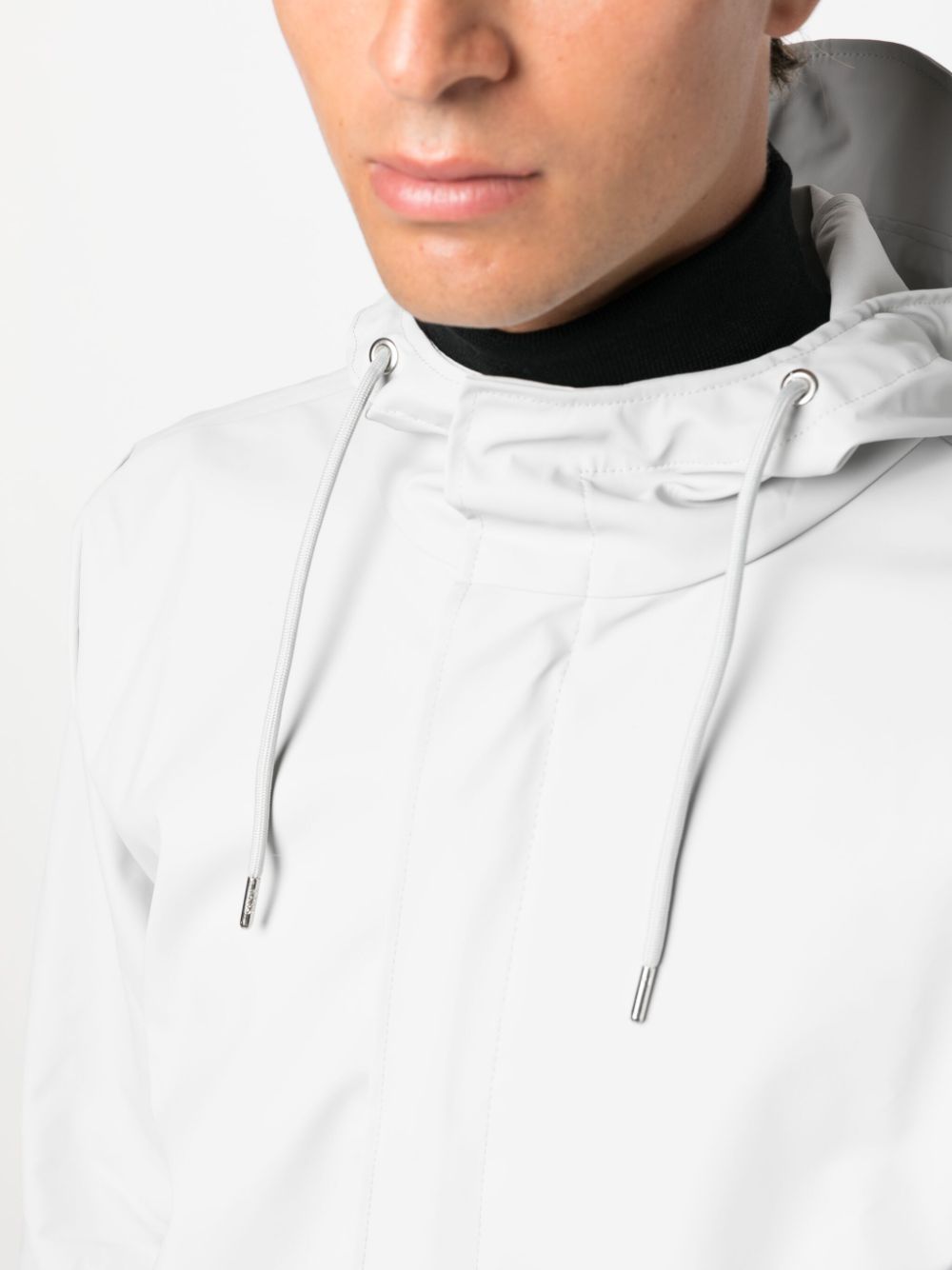 Imperméable queue de poisson