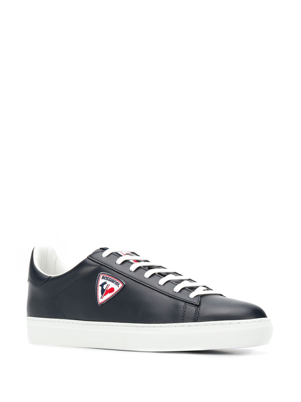 baskets basses avec patch logo