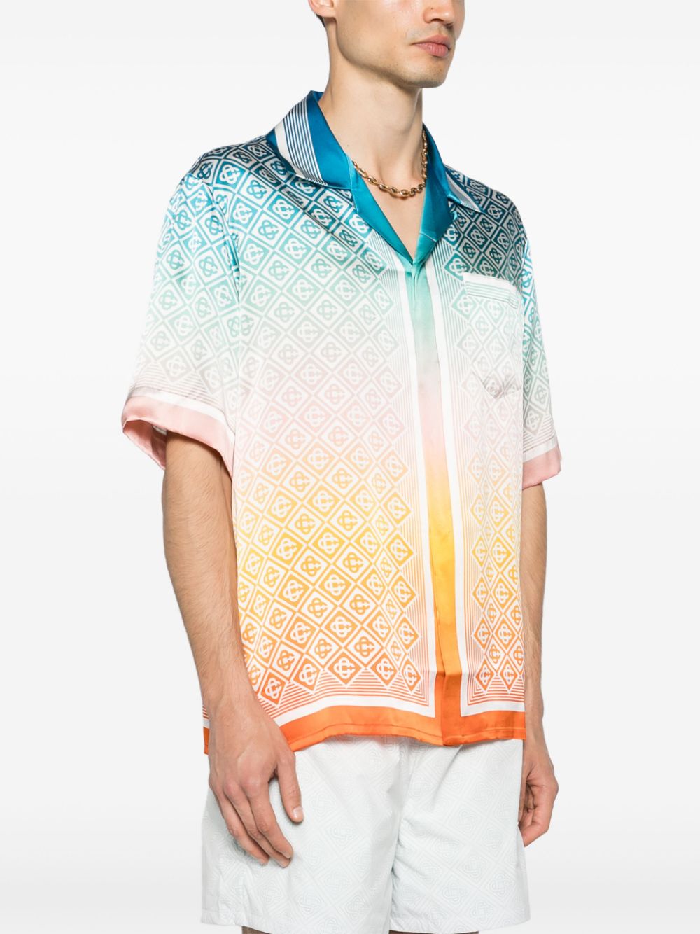 Chemise en soie avec monogramme en diamant