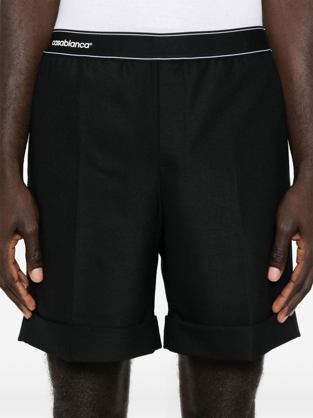 short tailleur en sergé