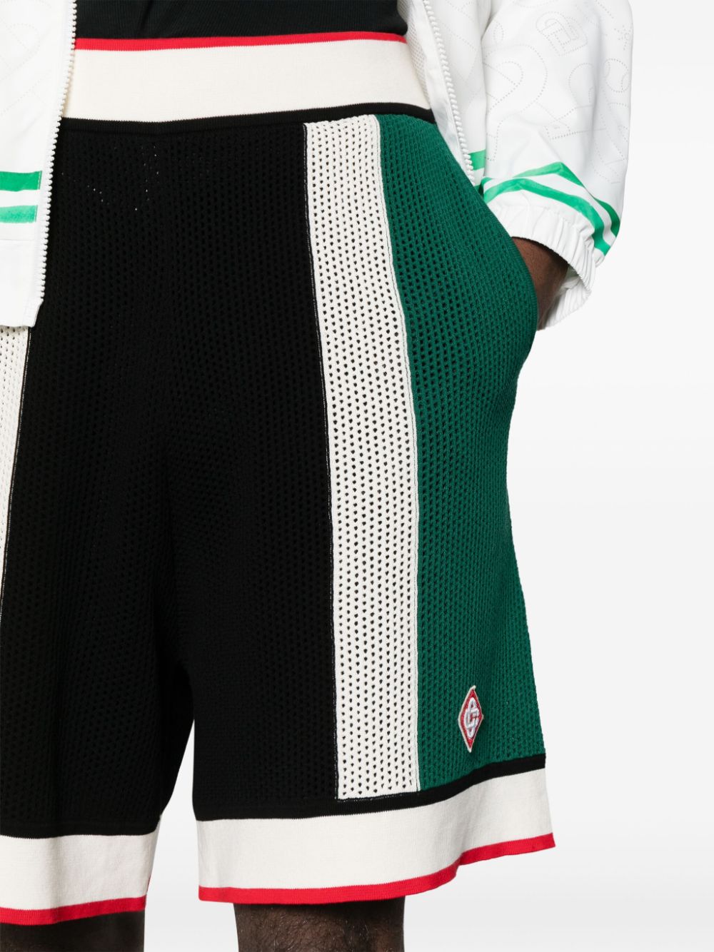 short en maille ajourée avec logo appliqué