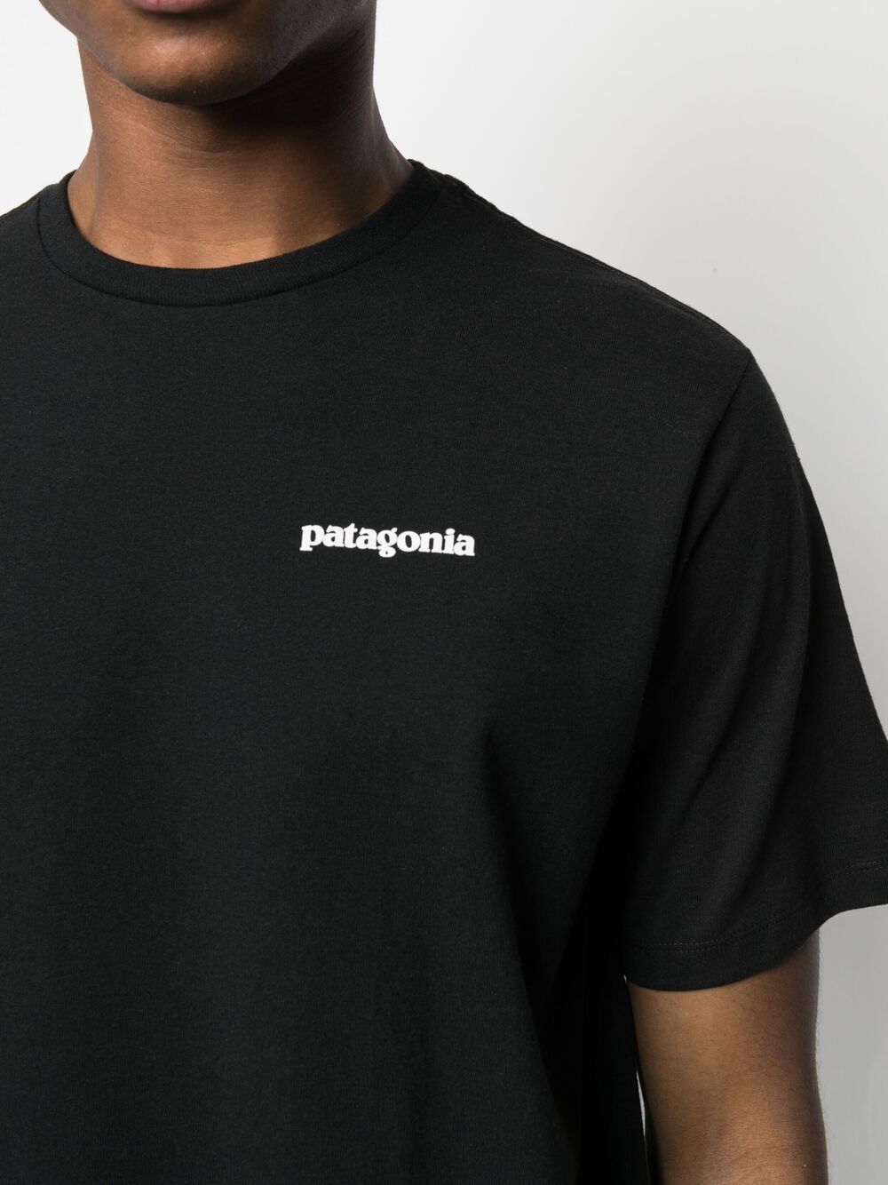T-shirt Responsibili-Tee® avec logo P-6