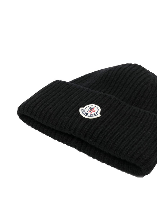 logo-patch ribbed beanie