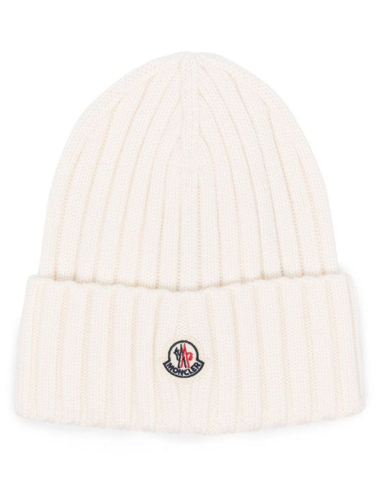 logo-appliqué beanie hat