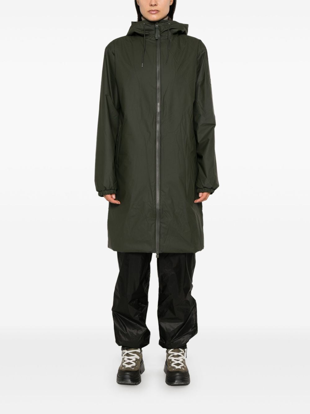 Manteau Lojha