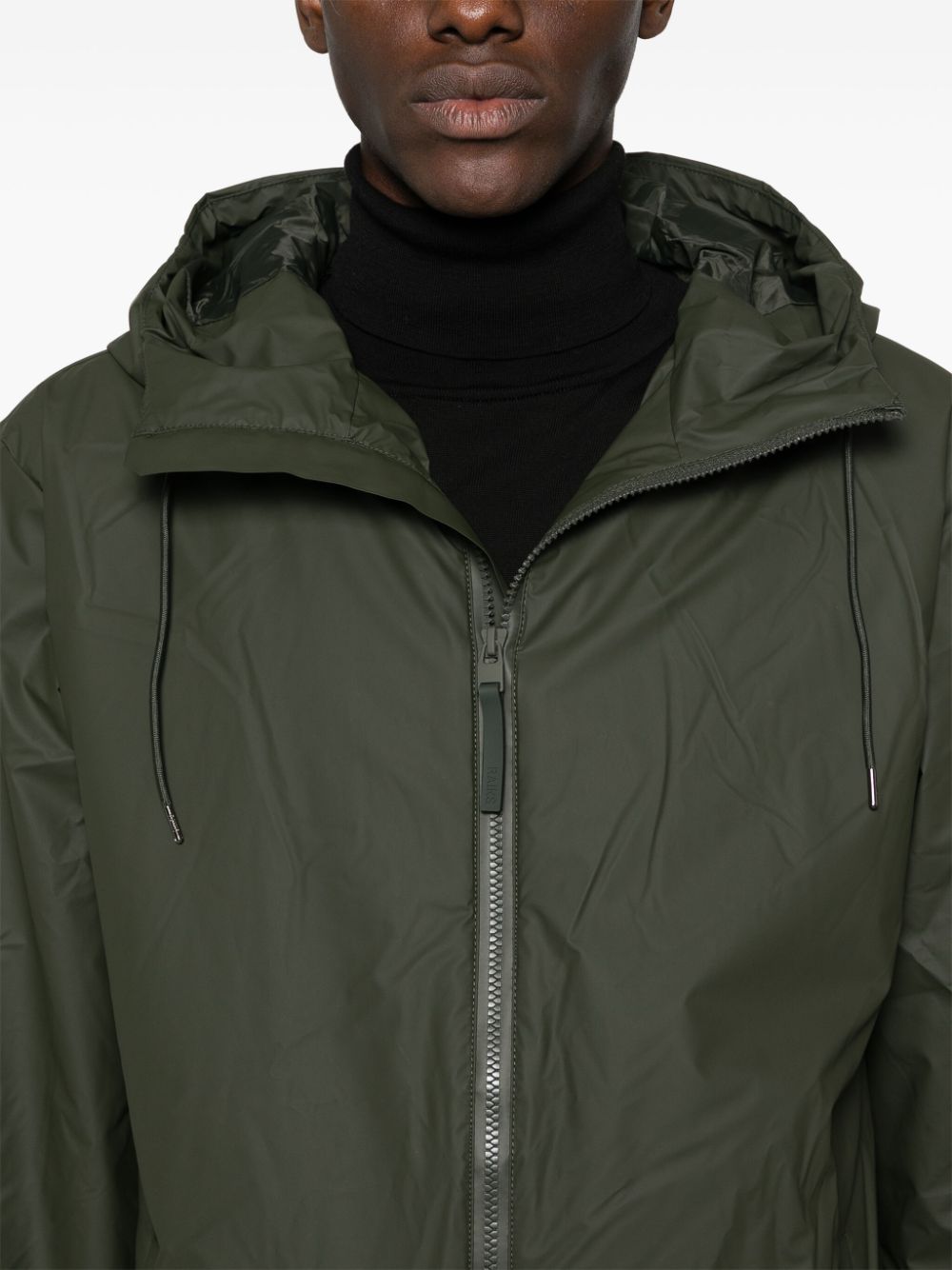 Manteau Lojha