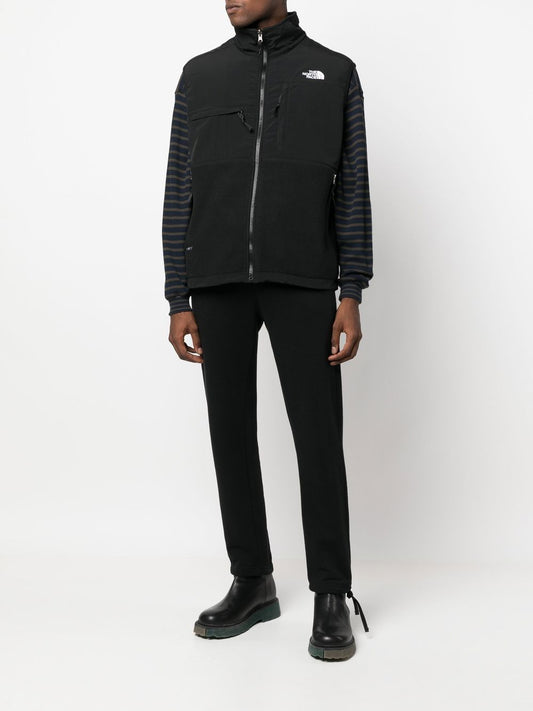embroidered-logo zip-up gilet