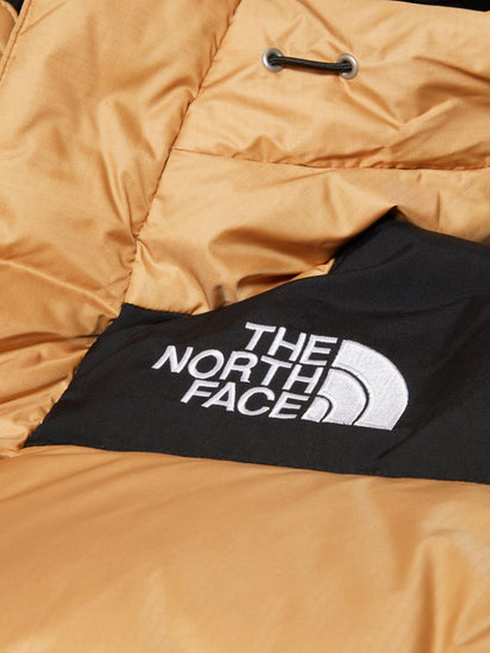 Veste matelassée avec logo brodé 550