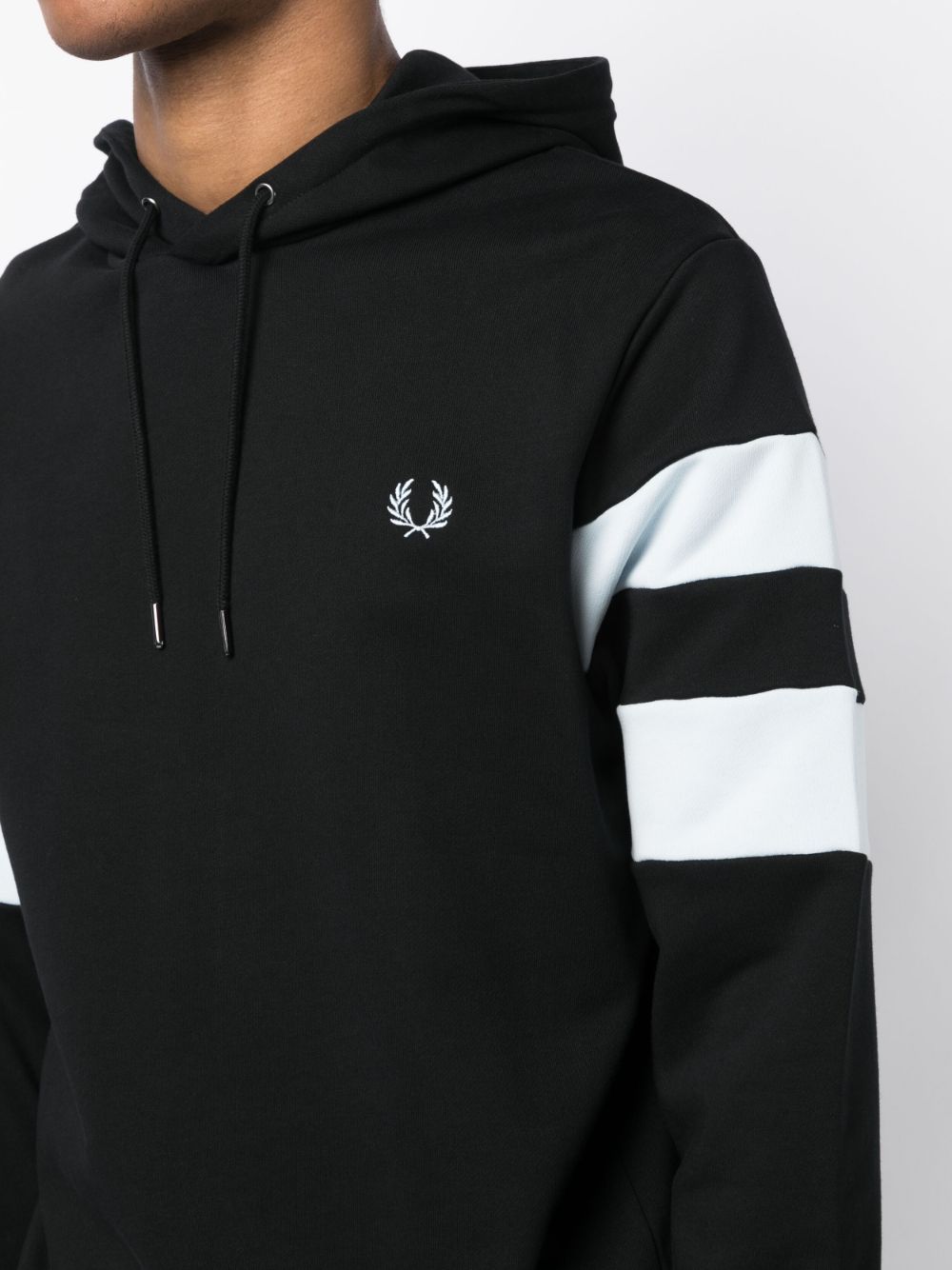 Sweat à capuche en coton à manches rayées