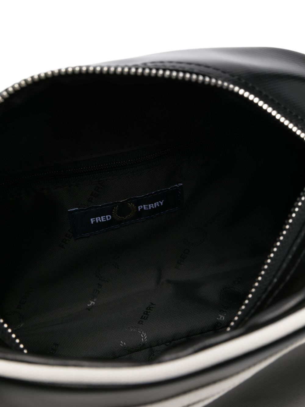 Laurel Wreath wash bag