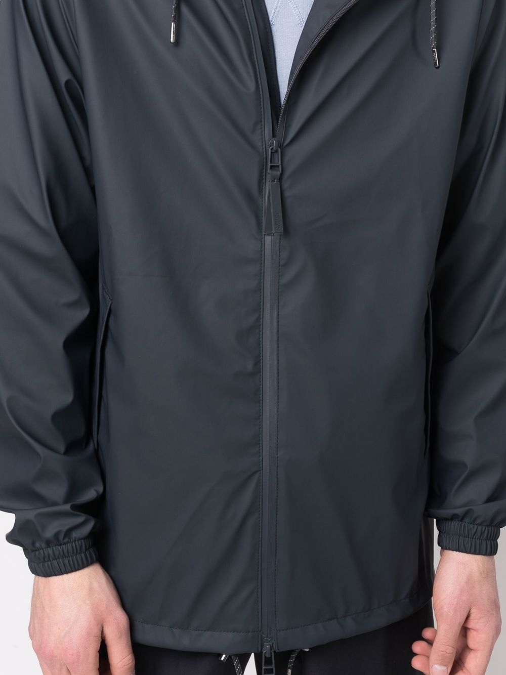 veste à capuche avec cordon de serrage