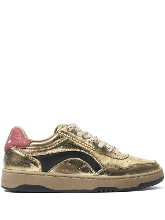 baskets en cuir