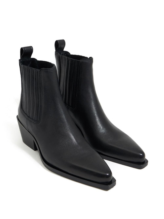 Chelsea boots