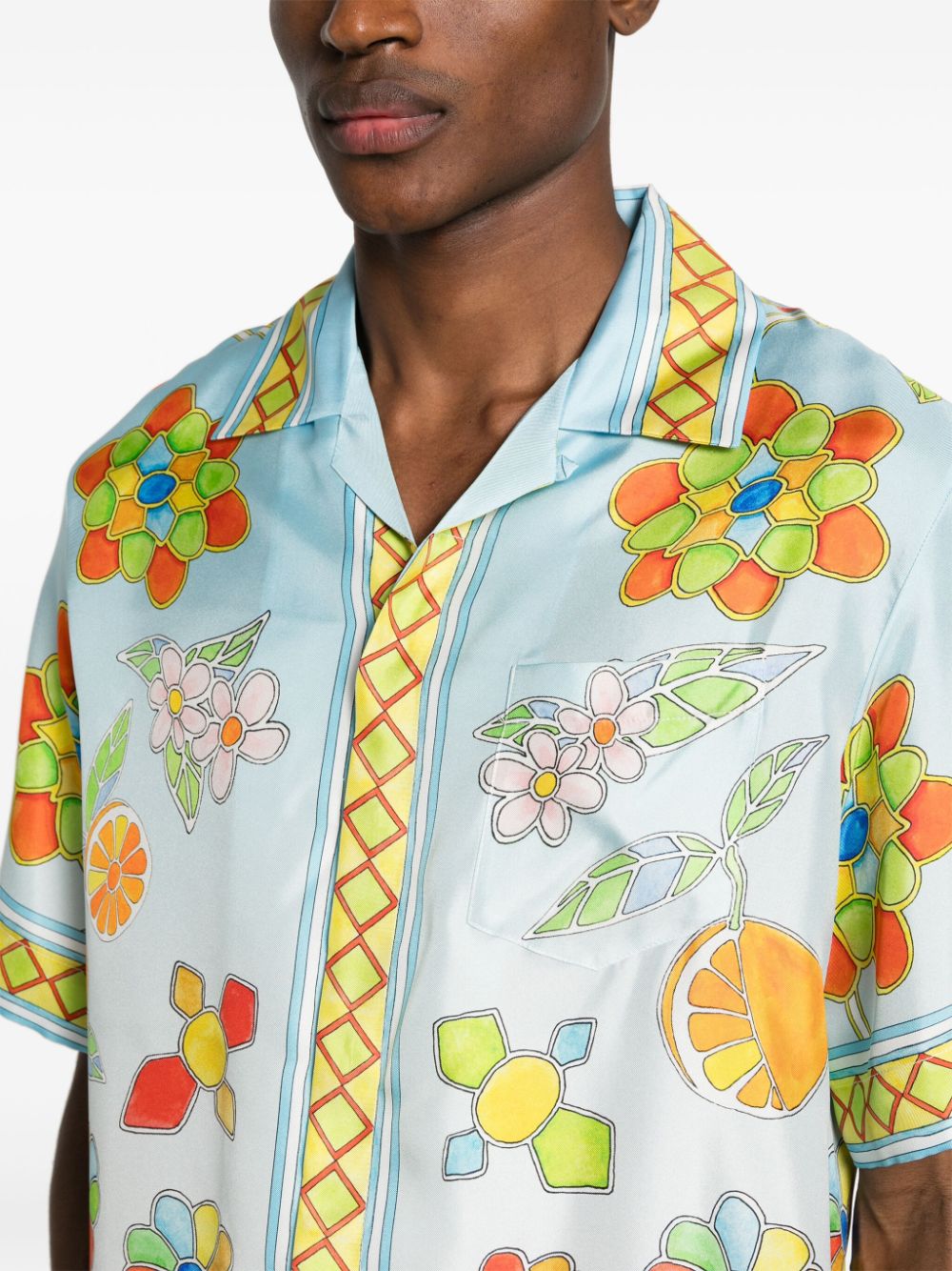 Chemise en soie à fleurs Yoruba
