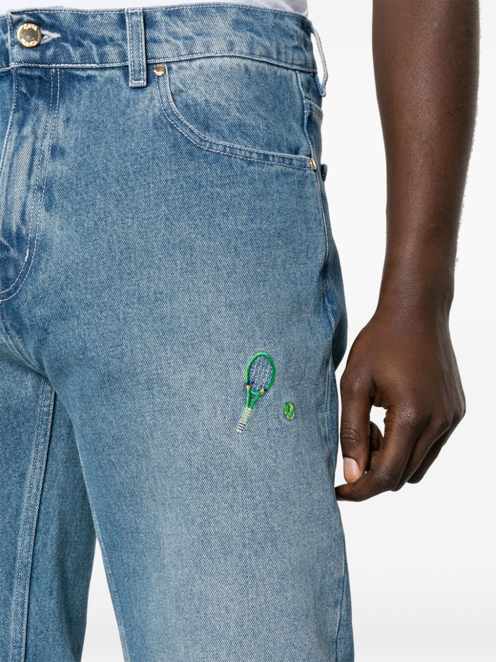 jean coupe droite en coton à motif brodé