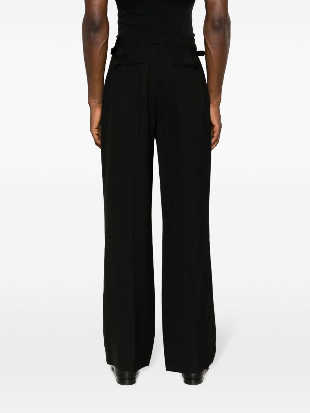straight-leg trousers