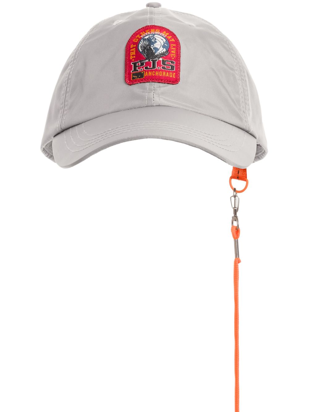 casquette avec patch logo