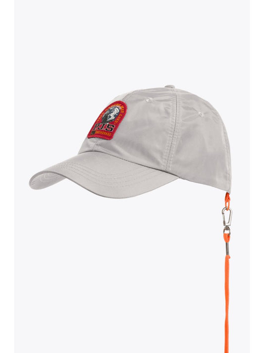 casquette avec patch logo