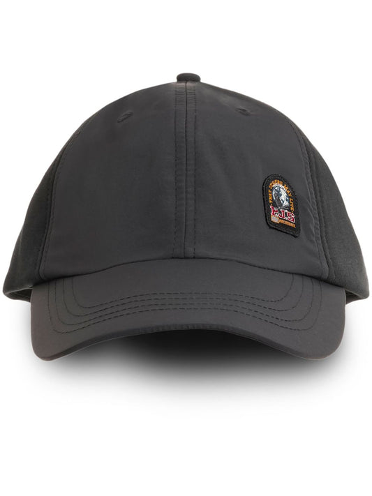 casquette avec patch logo